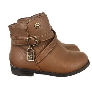 🎃 Michael Kors Boots